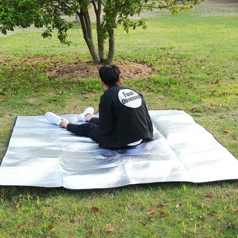 พับ Outdoor Camping Mat Air ที่นอนผ้าห่มปิกนิกกันน้ําอลูมิเนียมฟอยล์ EVA Outdoor Camping Travel 200*200 200*150