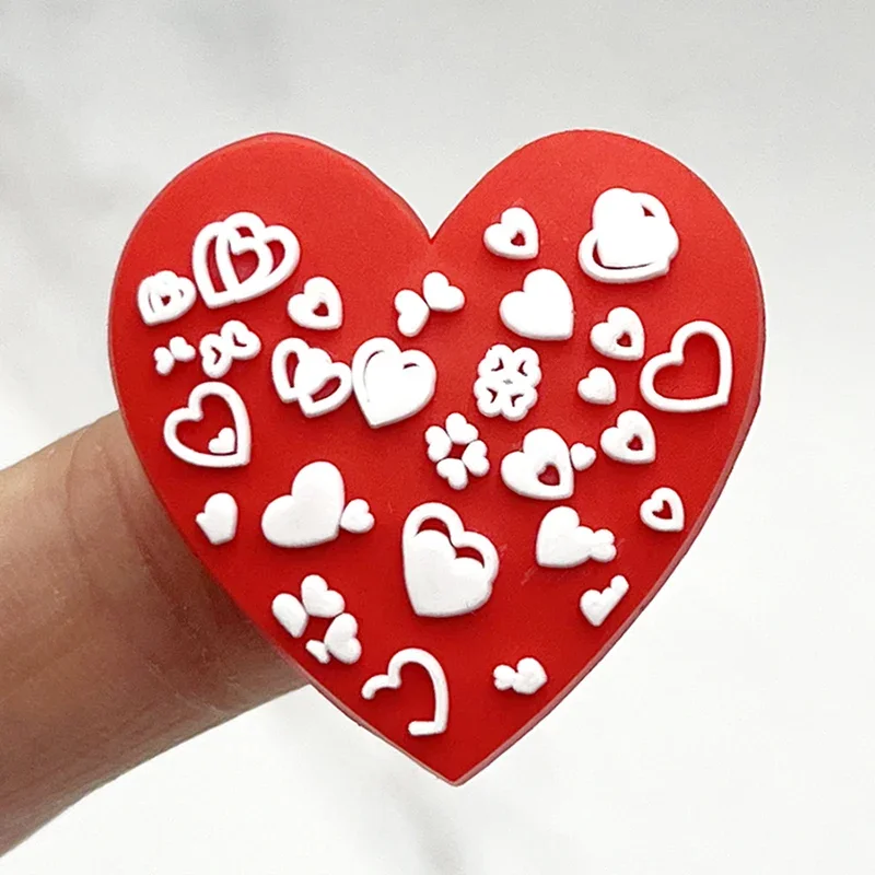 Single Sale Bubble Stripe Love Heart PVC Shoe Charms Accessory Shoe Upper Pins Buckle Decorations Badge Kids Gifts