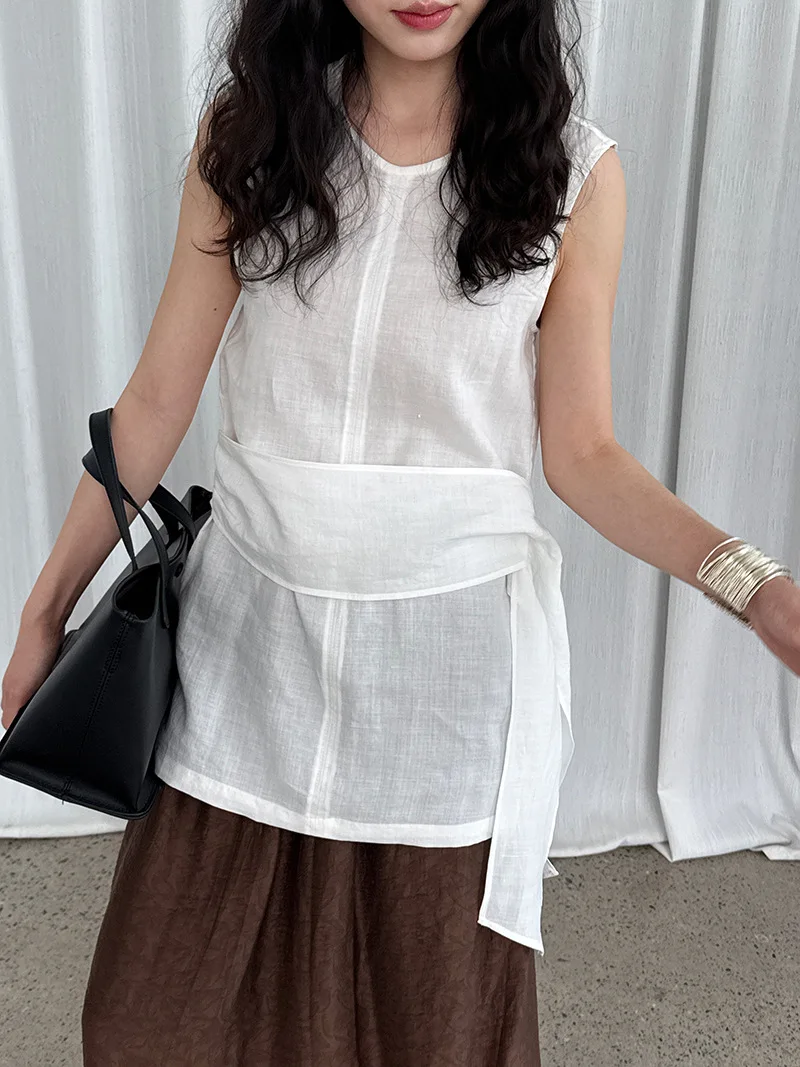 Camicia con cinturino in vita senza maniche dal temperamento coreano Camicia estiva da donna nuova in ramie traspirante