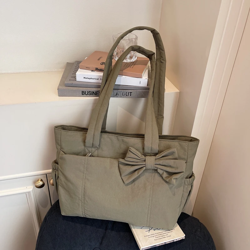 

Nylon Bow Zipper High Capacity Commuting Casual Tote 2026 Spring New Simple Bags Daily Leisure Versatile Shoulder Bags