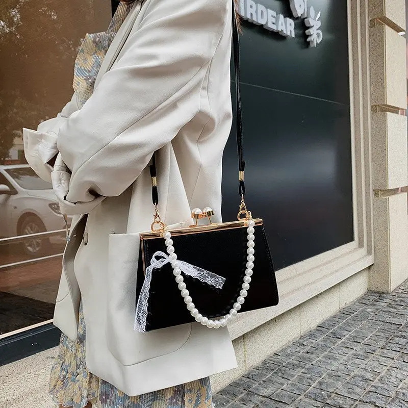 

Vintage Clip Bags Women Fashion Pearl Chain Handbag Cross Body Shoulder Bag Small Beaded Tote Handbags Phone Purse Bag