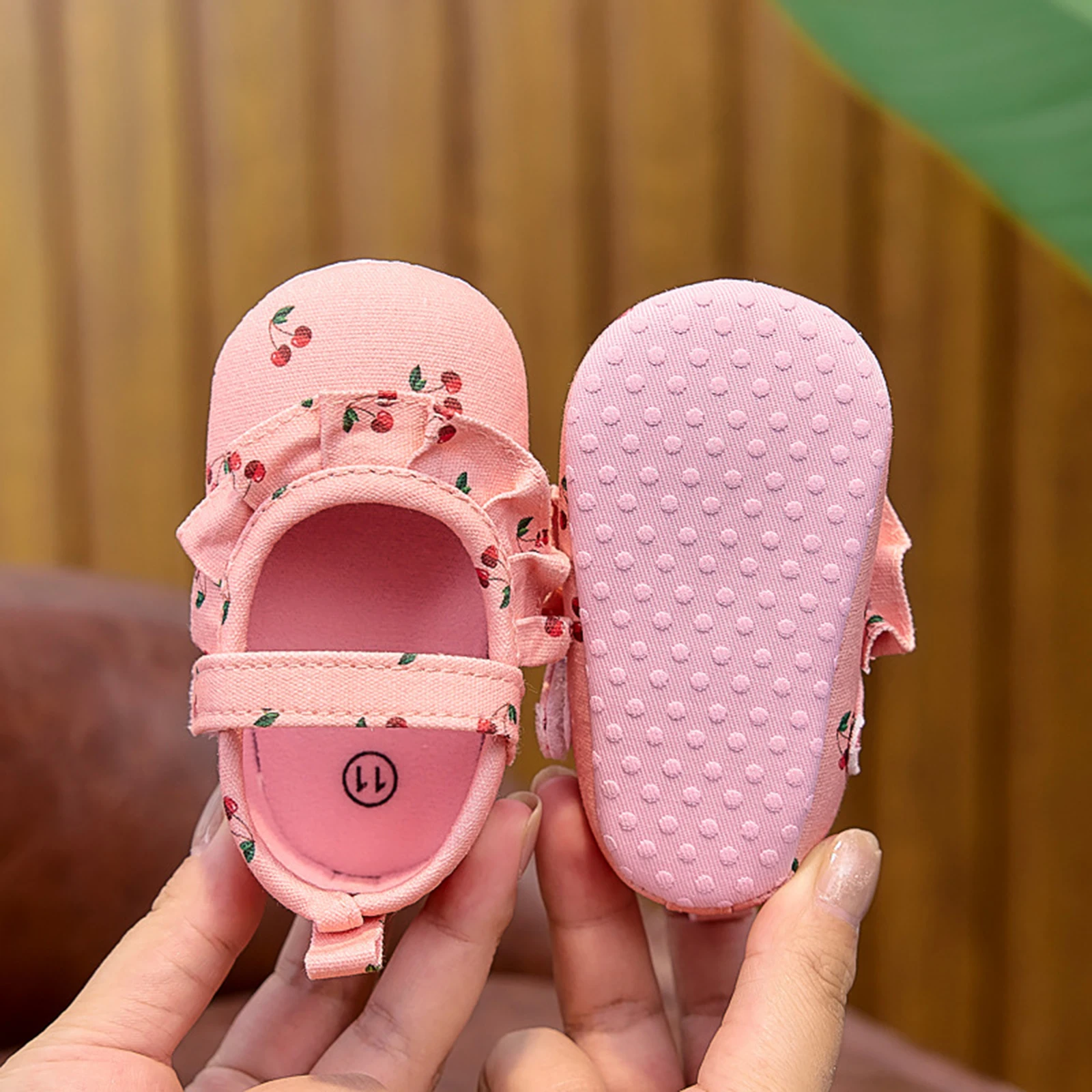 

Туфли принцессы для маленьких девочек с фруктовым принтом, мягкая нескользящая подошва, обувь для первых ходунков, обувь для малышей