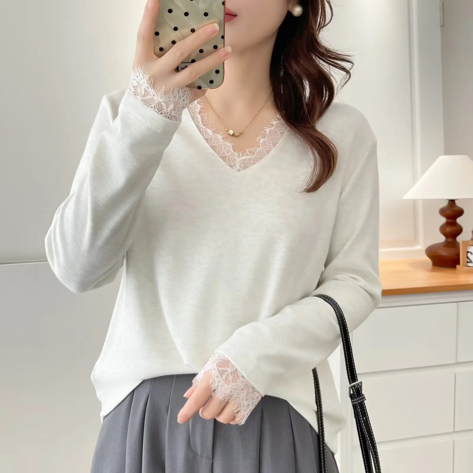 XXXXL موضة حجم كبير ملابس النساء تي شيرت 2025 الخريف/الشتاء جديد أنيق الدانتيل الخامس الرقبة نحى كم طويل قاعدة القمم 111 #2