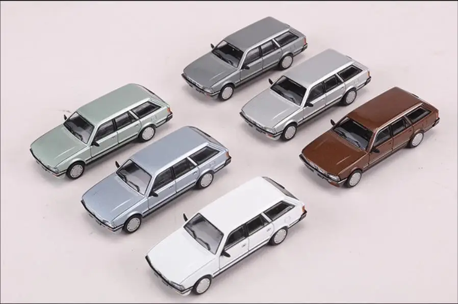 

1/64 Новое поступление, специальная цена, литой под давлением металл, классический французский 505 SW, модель автомобиля, коллекция мебели, игрушки для детей