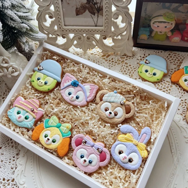 

Cartoon Animals Biscuit Mould Plastic Baby Shower Birthday Party Dessert Cookie Cutter and Stamp Fondant Cake Decorating Tools