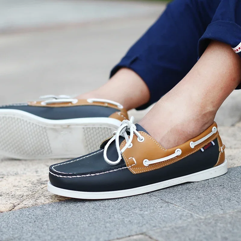 2024 Leather Men Casual Shoes Fashion Docksides Boat Shoes England Men's Flats Lace Up Men Loafers Breathable Handmade Moccasins