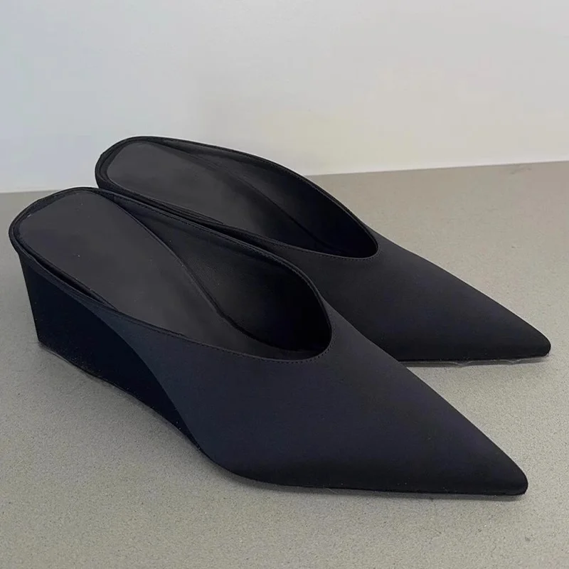 

2023 летние новые французские сабо с острым носком на танкетке и каблуке с запахом, неглубокие тапочки на плоской подошве, уличная простая офисная повседневная женская обувь