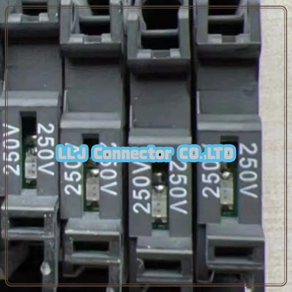 2pcs/lot 3036563 ST4-HESILA250 (5X20) Connector Electronic components