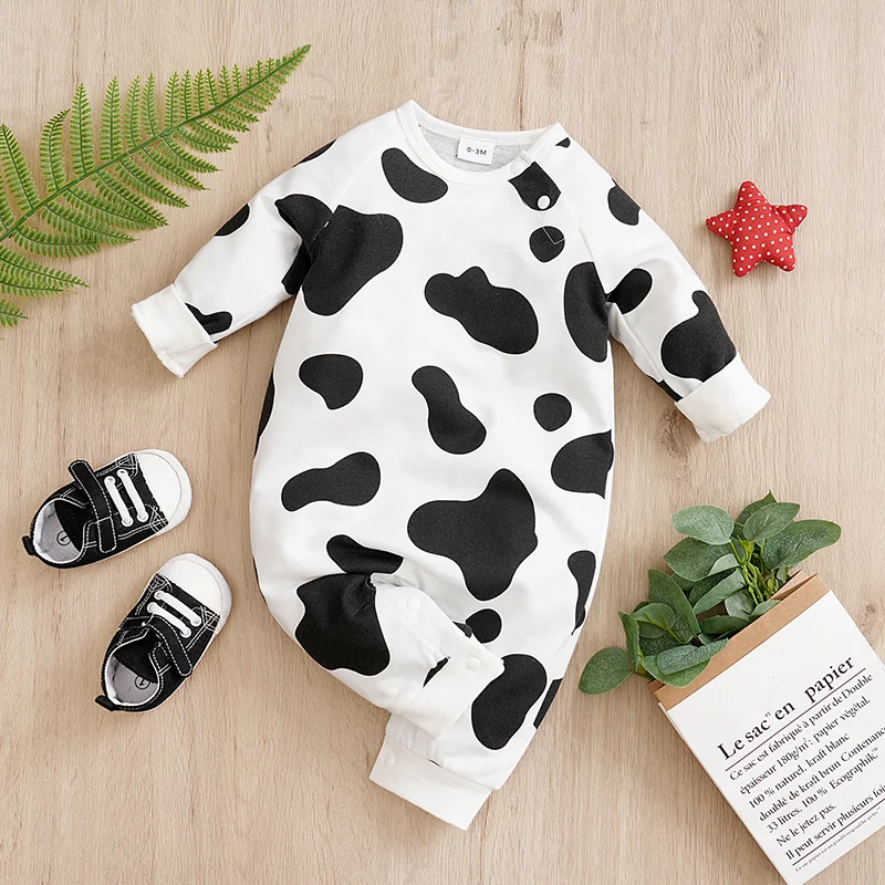 Spring and Autumn Newborn Long sleeved Cow Bodysuit Comfortable and Soft Male and Female Infant Bodysuit