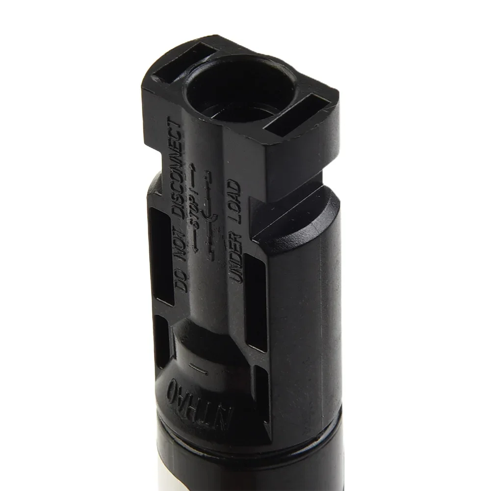 Connector Fuse Holder Solar Panel With Diode Black High Current-carrying IP67 Injection Molding Safe Class 2 1000V