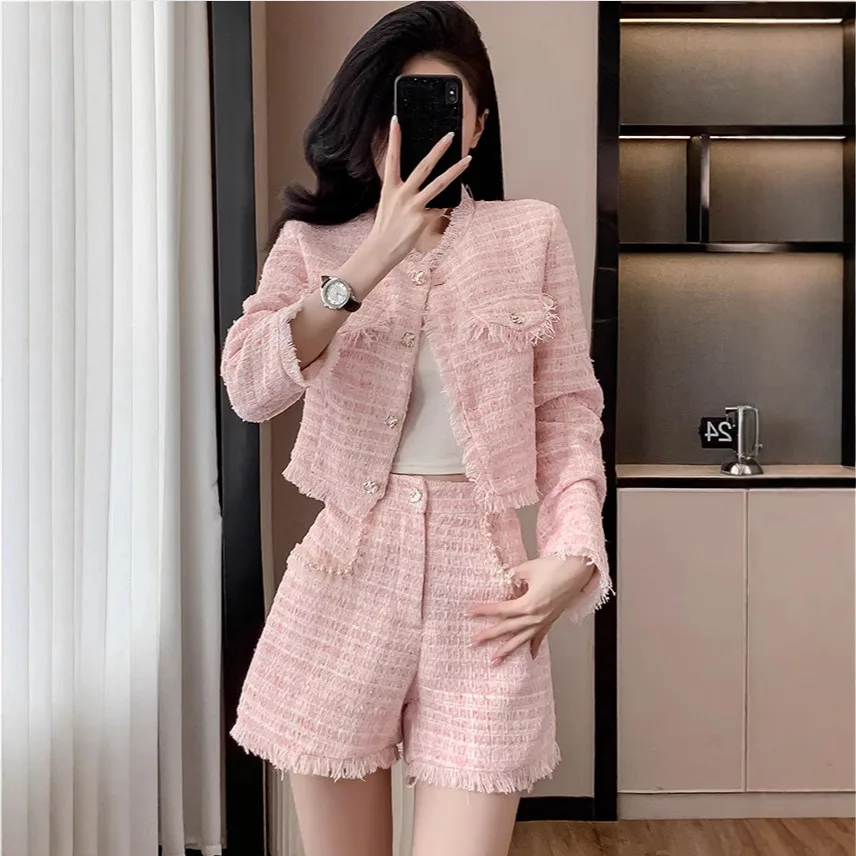 

2025 Autumn And Winter New Temperament Celebrity Sense Fragrant Style Waist Thin Skirt + Coats Two-Piece Set