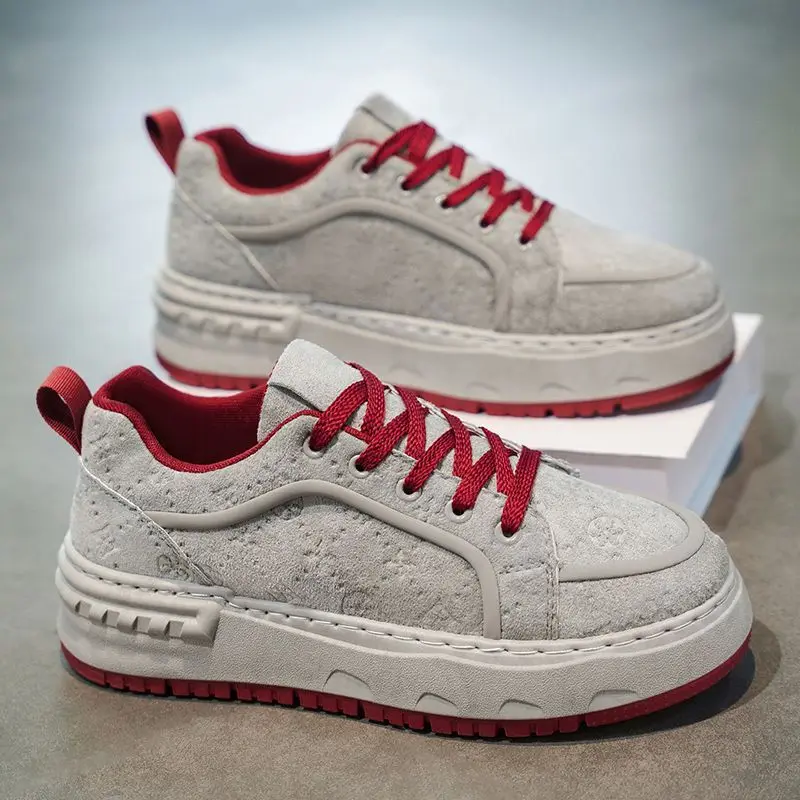 2026 Spring Autumn Men's Work Shoes Leather Casual Platform Hidden Wedge British Retro Sneakers