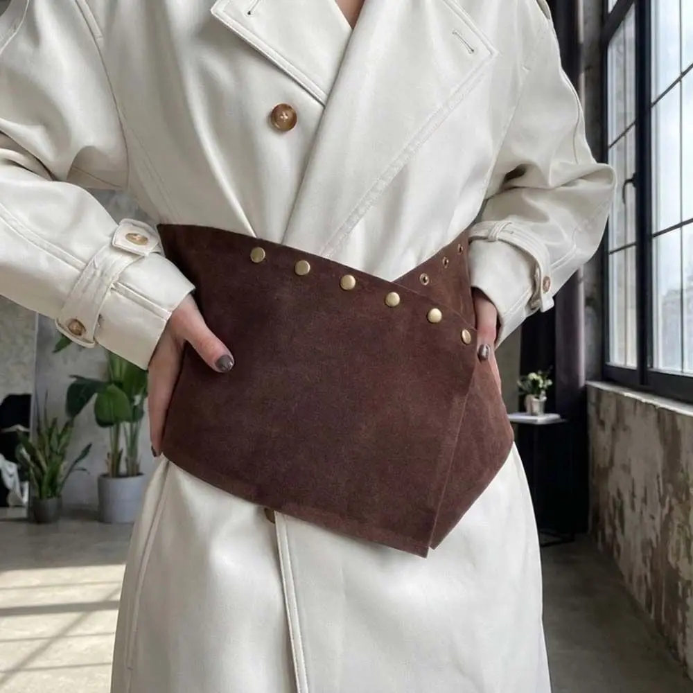 Aesthetic Irregular Faux Suede Waistband Rivet Decor Brown Ultra-wide Corset Belt Texture Maillard Style Waist Belt Daily Wear