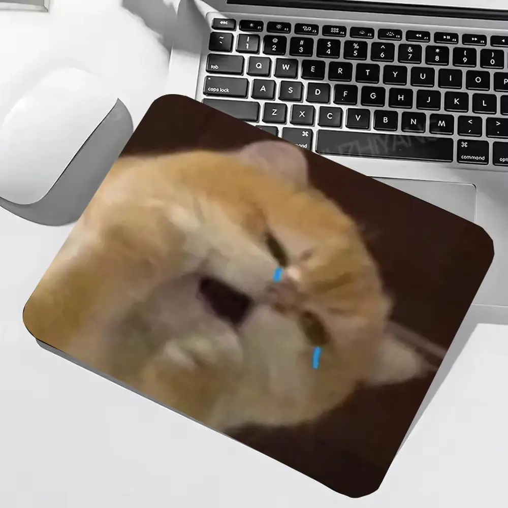 Sad Crying Orange Cat Meme Mouse Pad Mouse Mat Small Desk Mat Gaming Mat Non-Slip Rubber Computer Laptop Mat 22*18/25*29CM 40*45