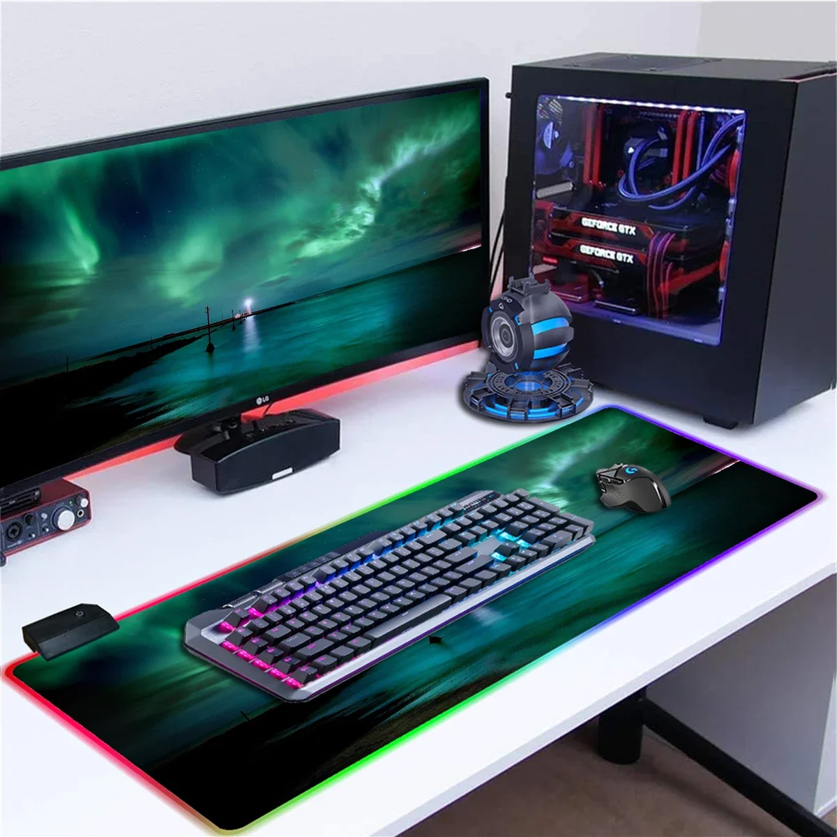 

Green Aurora Borealis RGB Gaming Mouse Pad Large Desk Mat LED Light Game Mousepad Computer Laptop Mat Keyboard Pad Office&Home