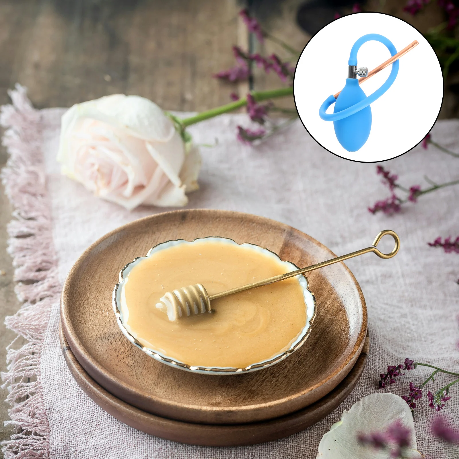 

Sugar Blowing Pump Professional Metal Copper Latex Manual Sugar Blower Pump for Isomalt Candy Art Baking Supplies