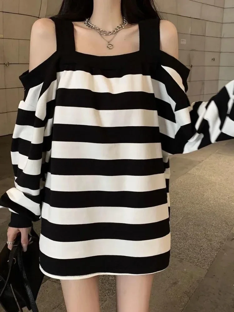 Deeptown Harajuku Striped Sweatshirts Women Vintage Goth Oversized Hoodies Loose Casual Off Shoulder Pullover Tops Kpop Clothes