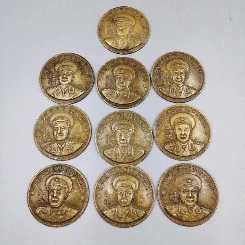 Factory Wholesale Antique Miscellaneous Antique Antique Old Cultural Revolution Period Brass Ten Marshals Copper Badge Crafts