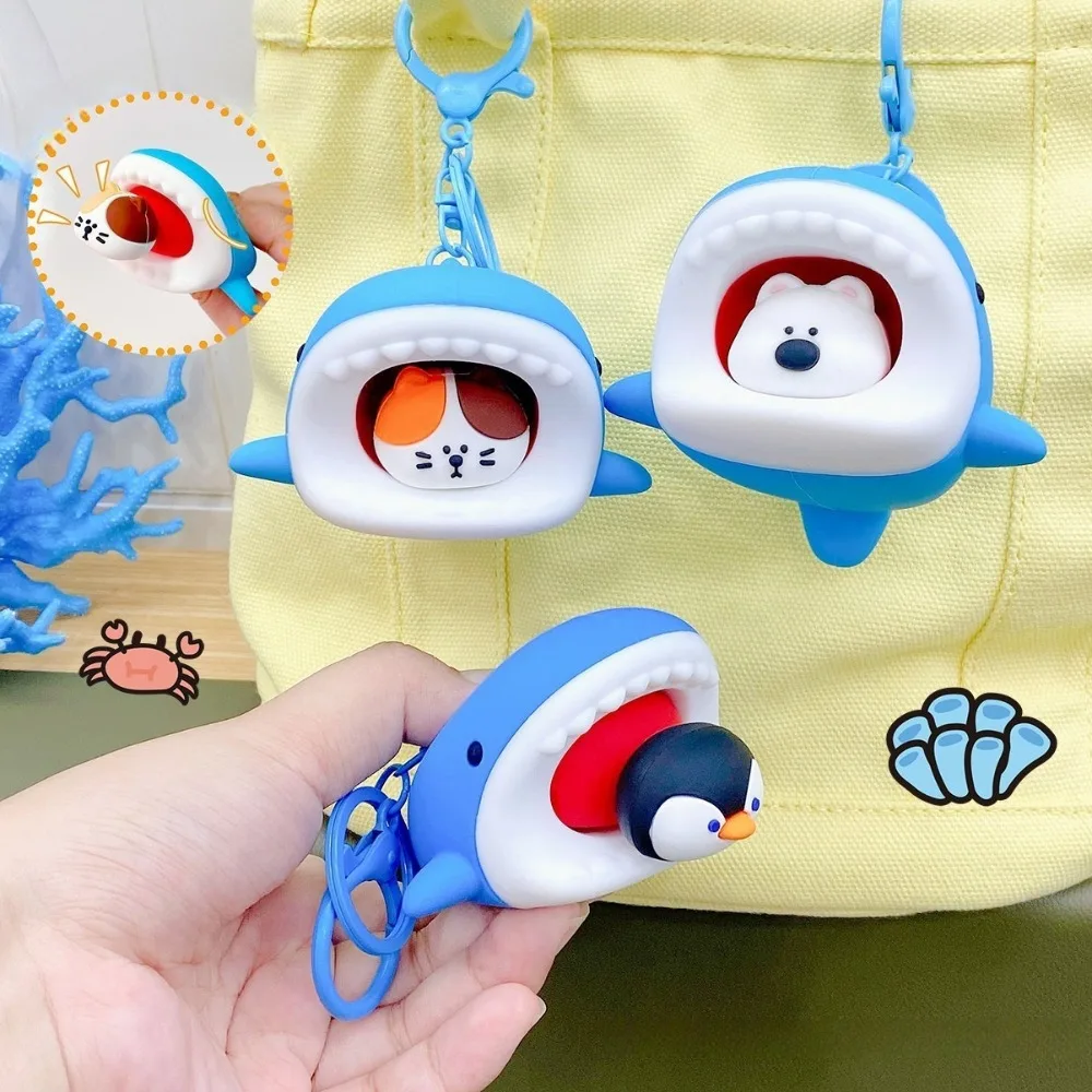 

Cat Aquarium Shark Squeeze Keyring Creative Cute Silicone Penguin Pendant Soft Funny Polar Bear Keychain Hanging Accessory
