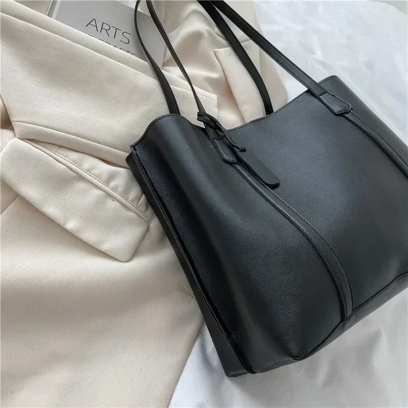 Retro Solid Color Simple Women Large Capacity  Women's Handbag PU Leather  Underarm Commute Bag Shopping Travel Elegant Bags