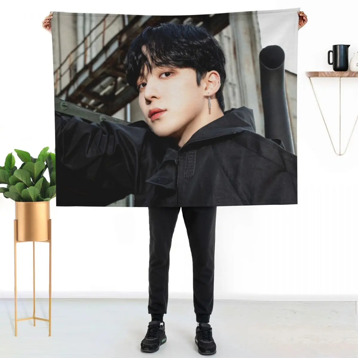 ATEEZ YUNHO THE WORLD EP.1 : MOVEMENT GUERRILLA Throw Blanket Shaggy Furry Soft Blanket for Bedroom Living Room