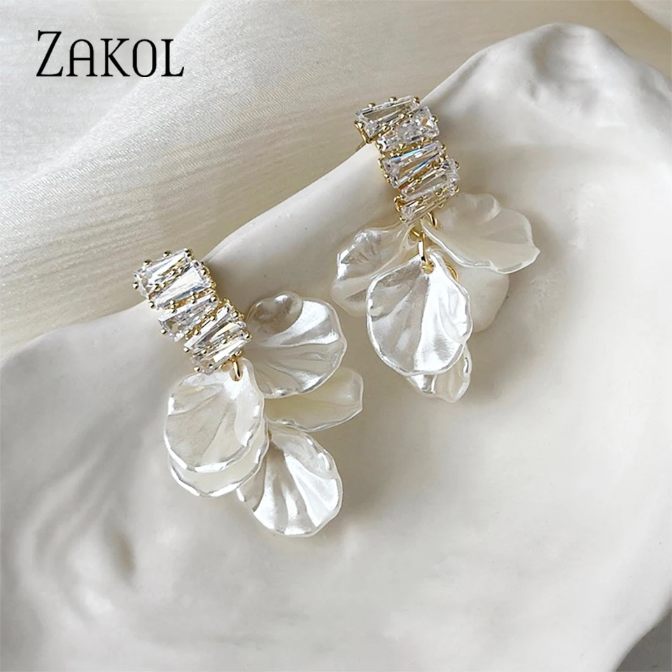 ZAKOL Korean Fashion Imitation Shell Dangle Earrings White Crystal Zirconia Flower Bridal Earring Party Accessories for Women