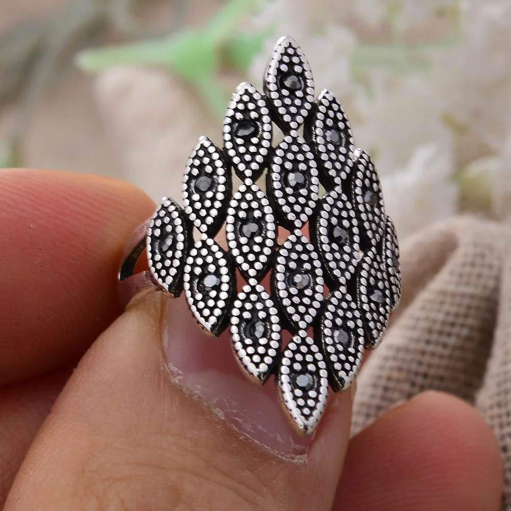 New Arrival Retro Geometric Polygon Black Crystal Thai Silver Ladies Party Ring For Confidante Birthday Gifts