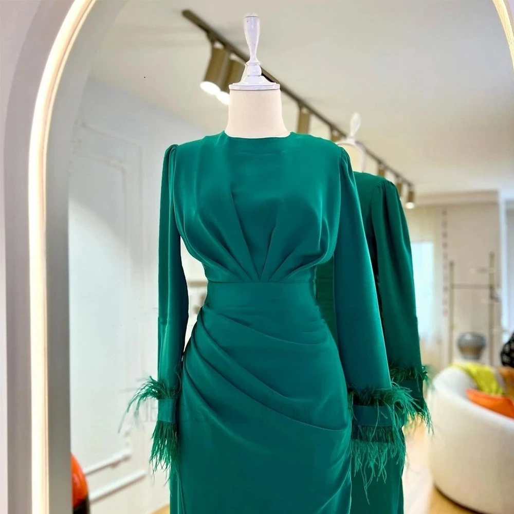 Fashion Green Chiffon O-Neck Long Sleeves Mermaid Feather Floor-Length Evening Dresses Pleated Long Prom Gowns 2024 For Women