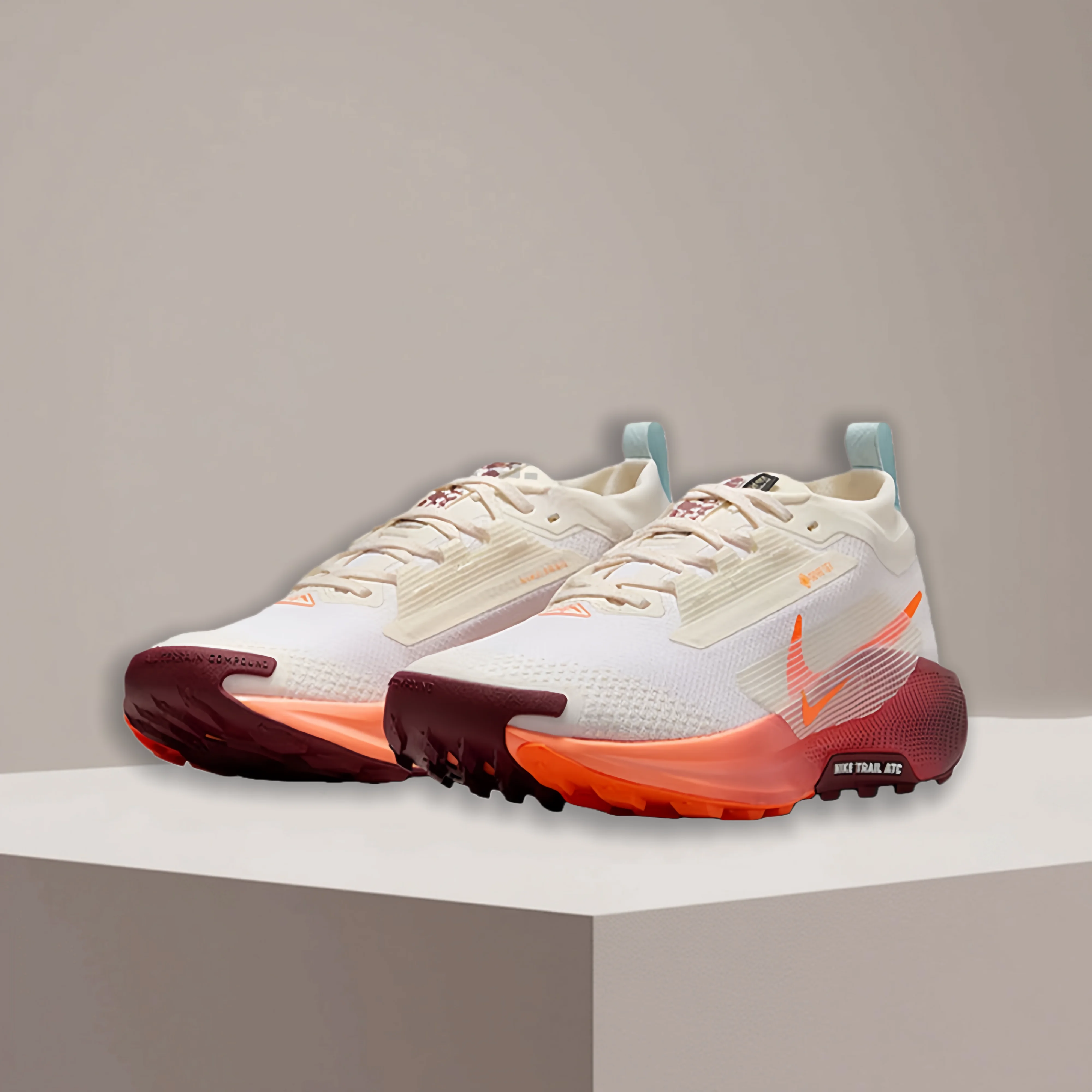 Кроссовки унисекс с низким верхом Nike ReactX Pegasus Trail 5 Gore-Tex, белый/красный FQ0912104