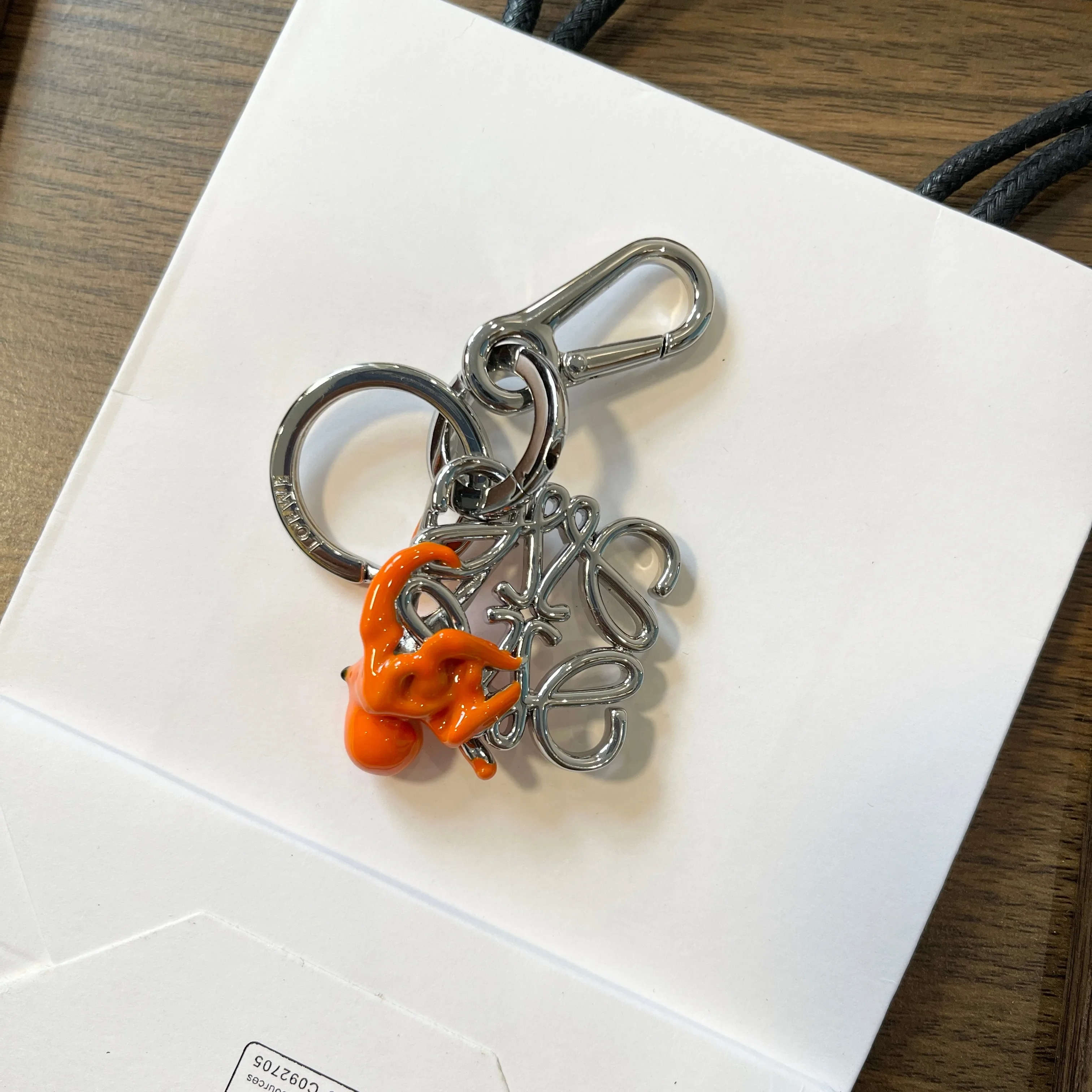

Premium Octopus Keychain - Stylish Bag Charm Accessory, Elegant Metallic Tentacle Decor for Women fairy garden