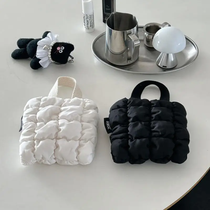 Mini bolsa de cosméticos, riñonera de nube, ligera, sólida, cierre de botón seguro con monedero decorativo y bolsa para auriculares, 1 Uds.