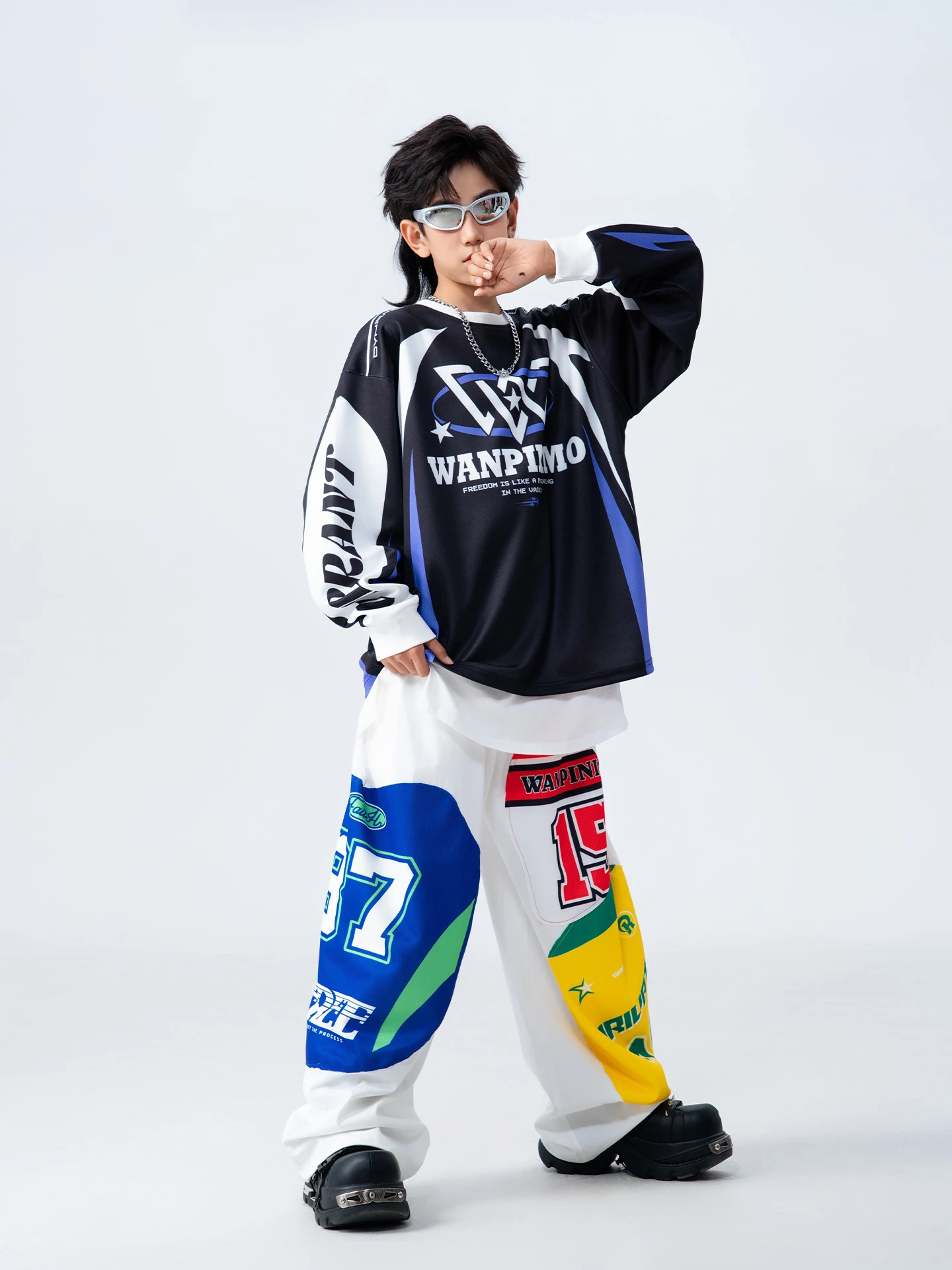 2025 الأطفال الهيب هوب أزياء رقص للبنين قمصان فضفاضة الهيب هوب السراويل الفتيات الشارع الشهير الحديثة أداء الجاز الزي DQS20857