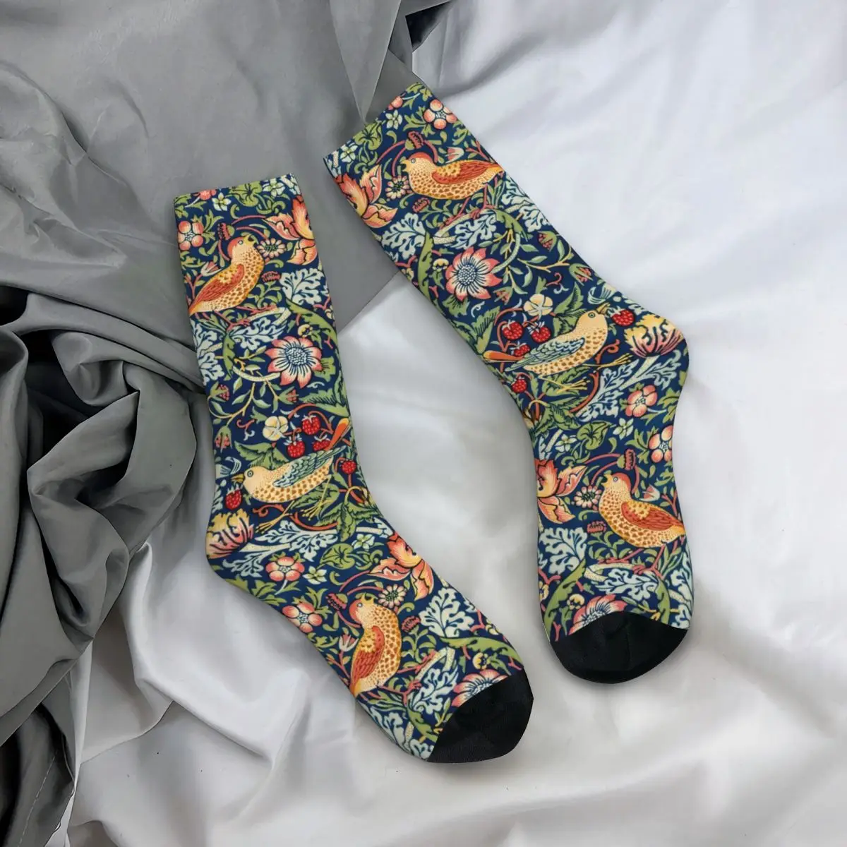 The Strawberry Thief William Morris Pattern calzini da uomo Vintage Harajuku Street Style novità Seamless Crew Sock