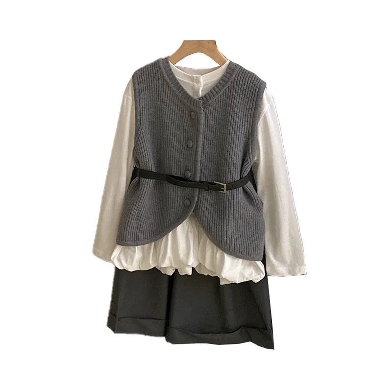 

Girls' Korean Version 2026 Spring and Autumn New Set Splicing Bud Backing Knitted Vest Casual Pants Three-piece Set Tide