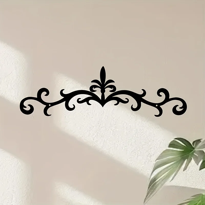 Decorative Iron Medallion - Detailed Scroll Design, Chic Home Decoration & Gift for Weddings