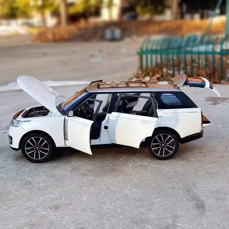 

1:24 2022 SV SUV Simulation Diecast Metal Alloy Model car With Sound Light Collection Kids Toy Gift