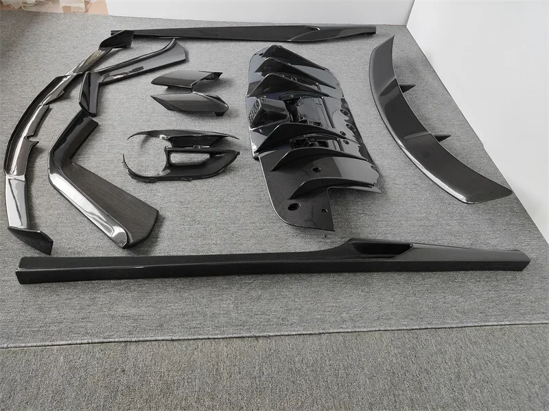 

Used for Ferrari 488 upgrade carbon fiber N-style body kit front lip side skirt rear bumper rear lampshade side air vent wing