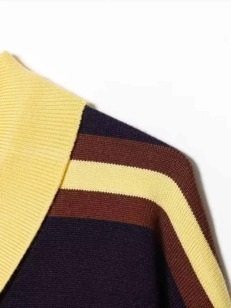 النمط الأوروبي والأمريكي الشتاء الملابس النسائية الجديدة زر أسفل سترة طويلة الأكمام قميص بولو مخطط طوق تريكو