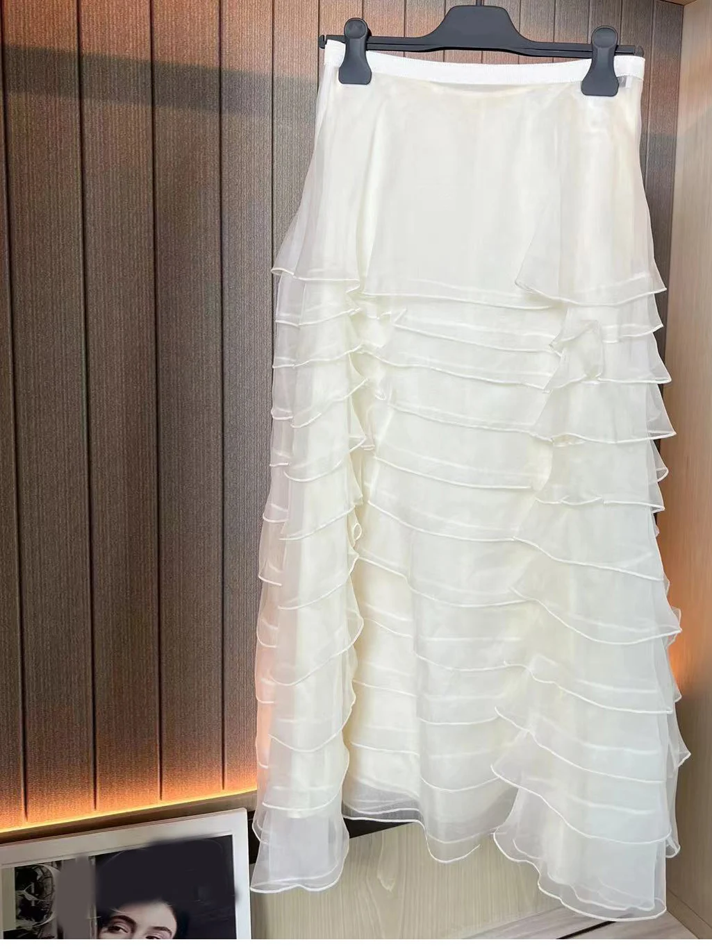 Romantisches reines Farbdesign, mehrschichtiger Kuchenrock, langer Midirock, vielseitiger f-Länge-Rock, französischer Stil für den Pendelverkehr