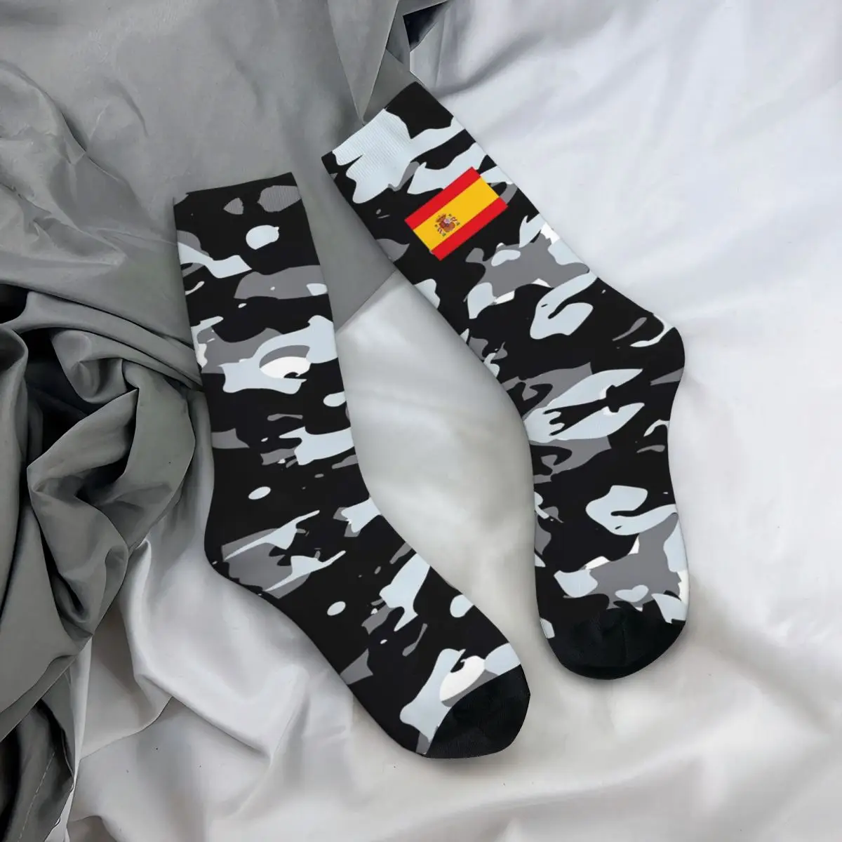 Autumn Winter Colorful Men\'s Women\'s Urban Camouflage Military Style Socks Spanish Spain Flag Breathable Football Socks