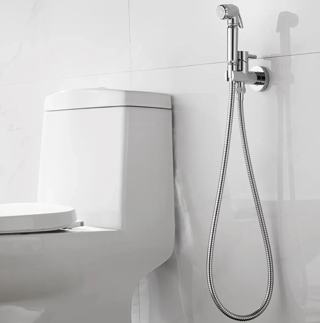 High Quality Modern Brass Bidet Sprayer Toilet Shower Set Handheld Health Faucet Triangle Valve Wall-Mounted for Bathroom Use