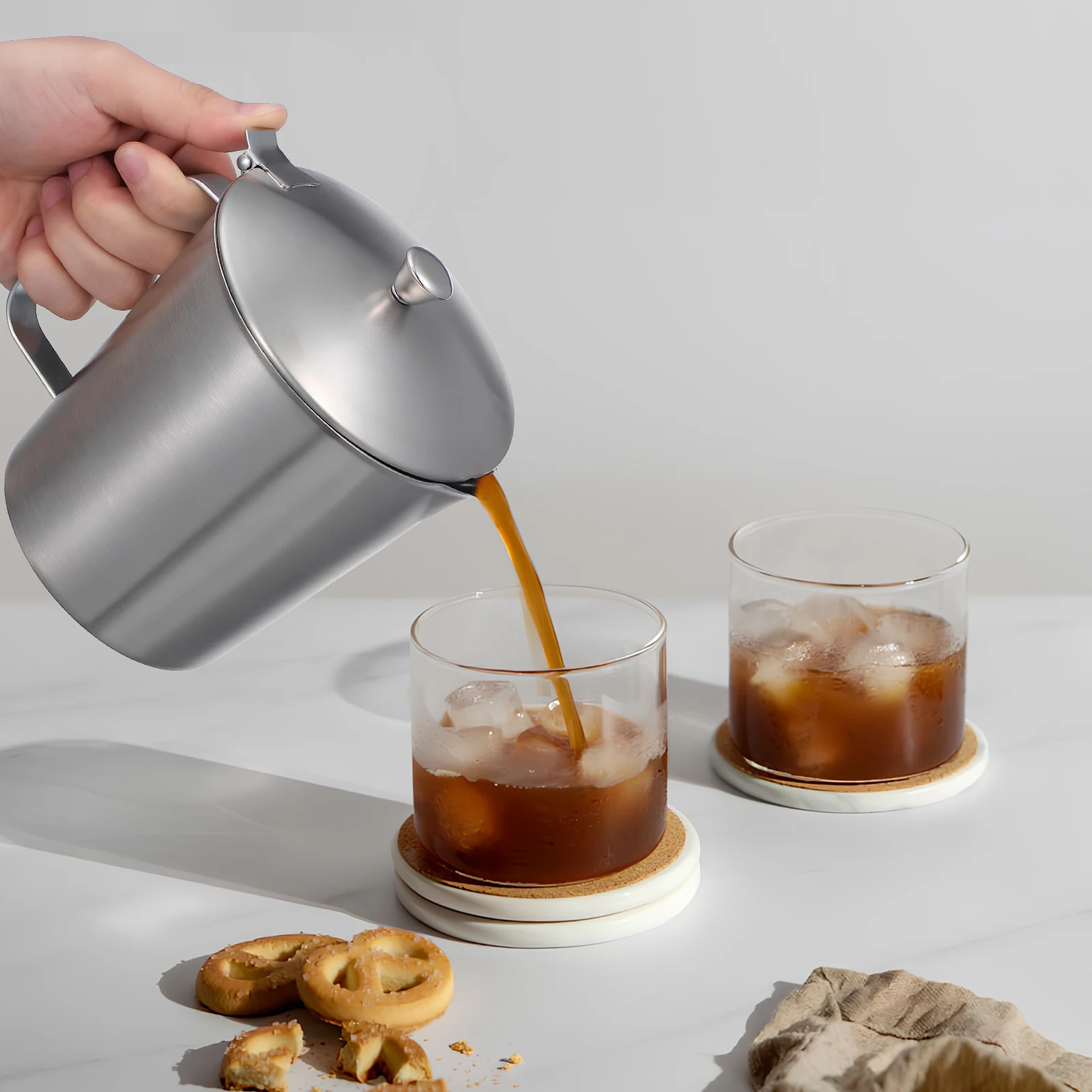 

1000Ml Stainless Steel Measuring Cup With Lid Rustproof Graduated Latte Art Coffee Cup For Milk Shake Baking Precise