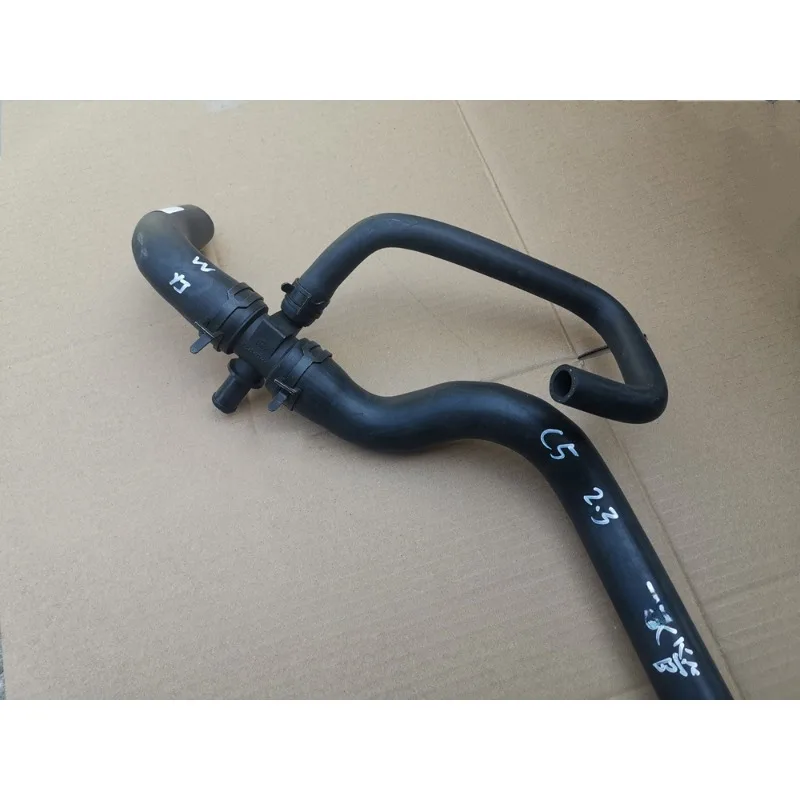 

Genuine Engine Water Tank Outlet Pipe Downpipe for Peugeot 508 for Citroen C5 2.3 China Brand New