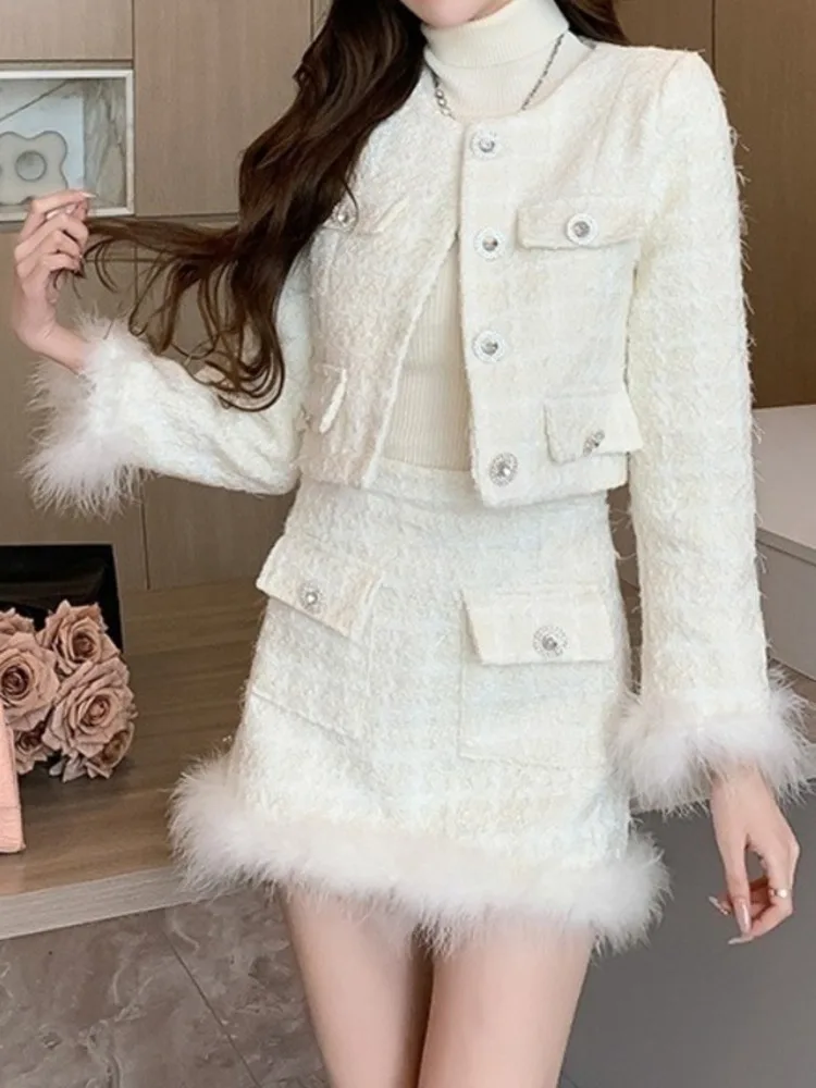 UCXQ Elegant Women\'s Sets European Style Feather Splicing O Neck Coat Short Skirt Fashion Two Piece Set 2024 Spring Autumn C2334