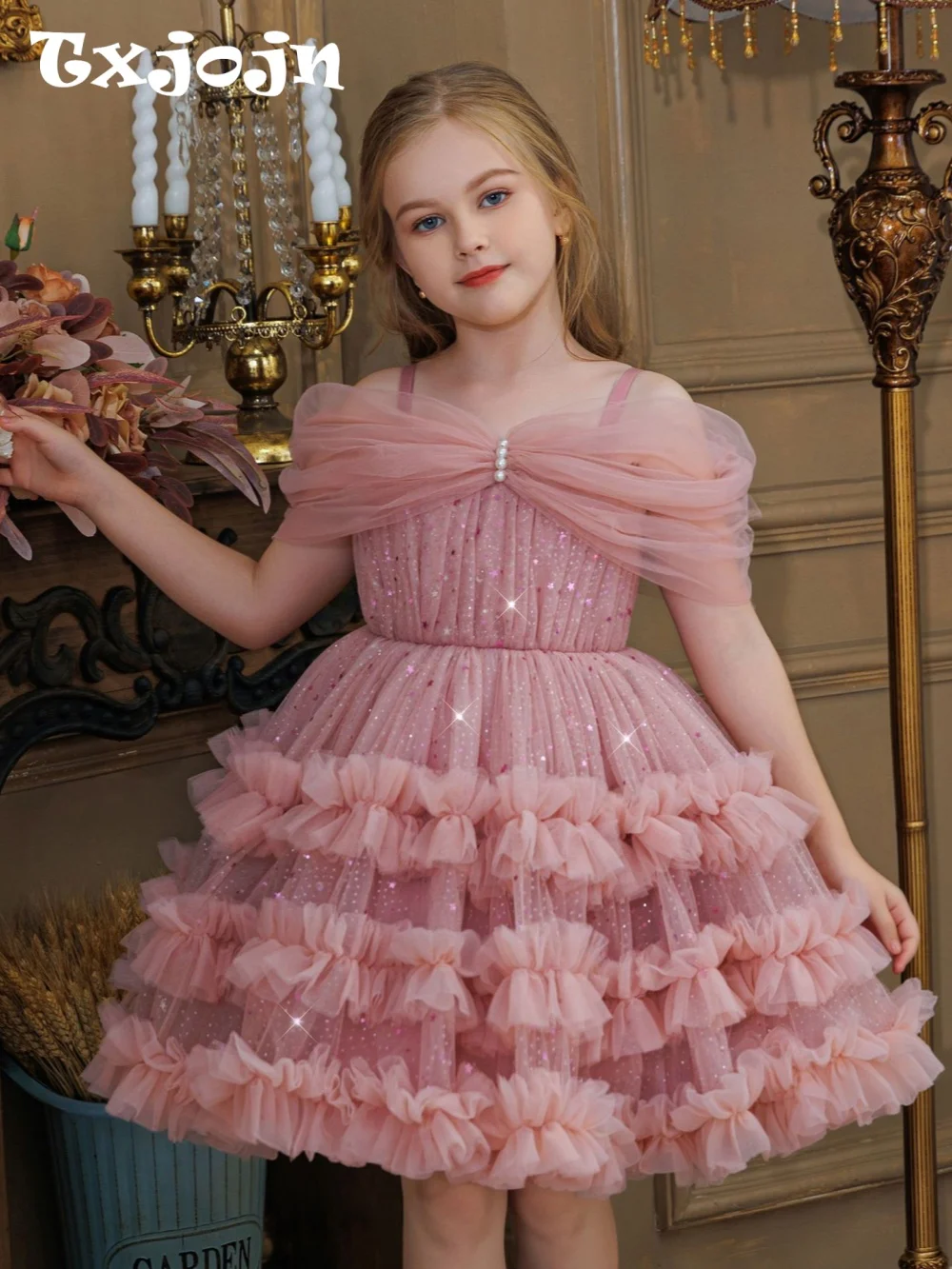 

Многоярусные платья с рюшами и пайетками для девочек, новые великолепные детские платья принцессы с открытыми плечами для выступлений на сцене, одежда для гостей на свадьбу