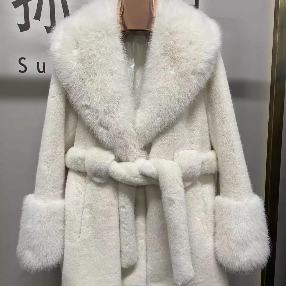 2024 new large fur collar mid-length slim-fit coat mink imitation fox fur plush coat high-end fashion version