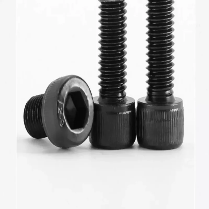Tornillo con cabeza hueca hexagonal industrial M22 M24 grado 12,9, acero de aleación tratado termicamente para proyectos de construcción y ingeniería