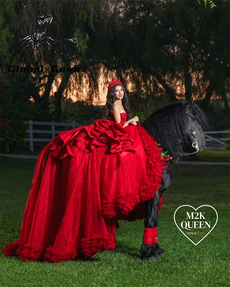 Vestido Quinceanera vermelho do arco do ombro, Apliques frisados, Vestido de baile formal, Vestido de babados em camadas, México Ball Dress