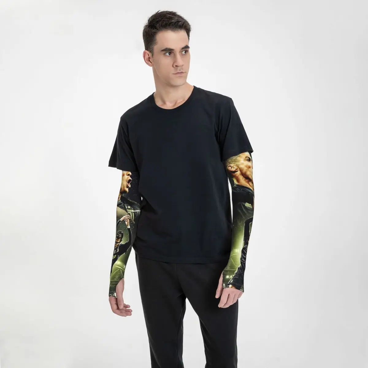 كريستيانو رونالدو Cr7 (2) أكمام أذرع تبريد خارجية من الشمس فوق البنفسجية غطاء حماية صيفي من الحرير الجليدي لركوب الدراجات وأكمام وشم