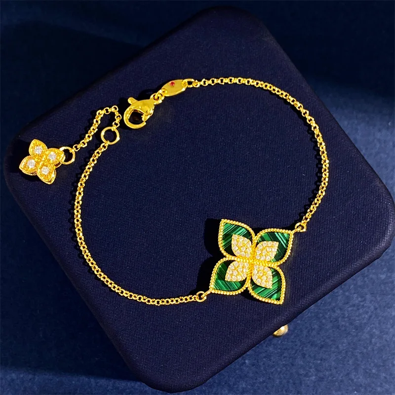 

Princess Flower Set Zircon Four petal Flower Bracelet